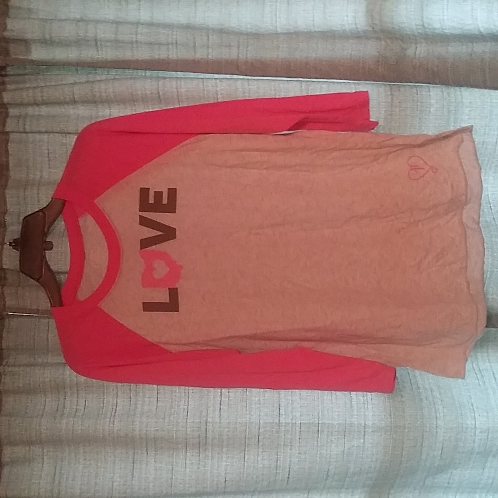 Bend LOVE Shirt. Size L.       A1
